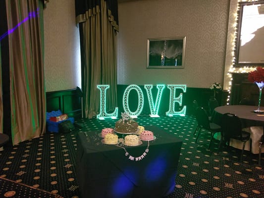4ft Love letter hire in green